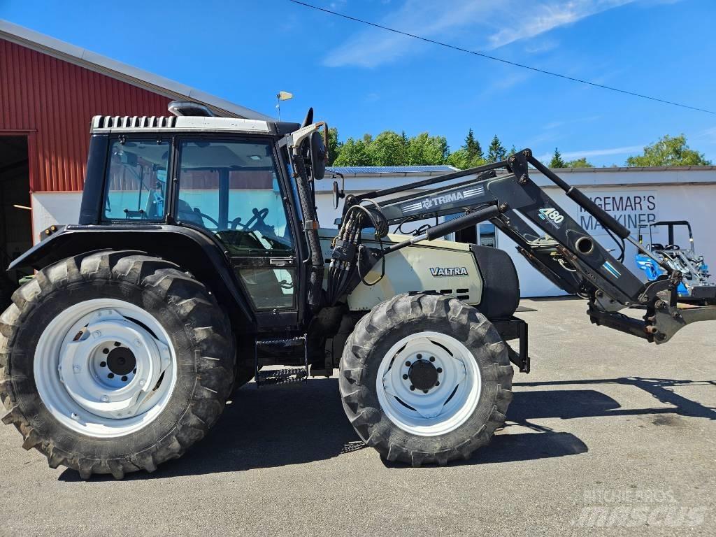 Valtra 6650 Tratores Agrícolas usados