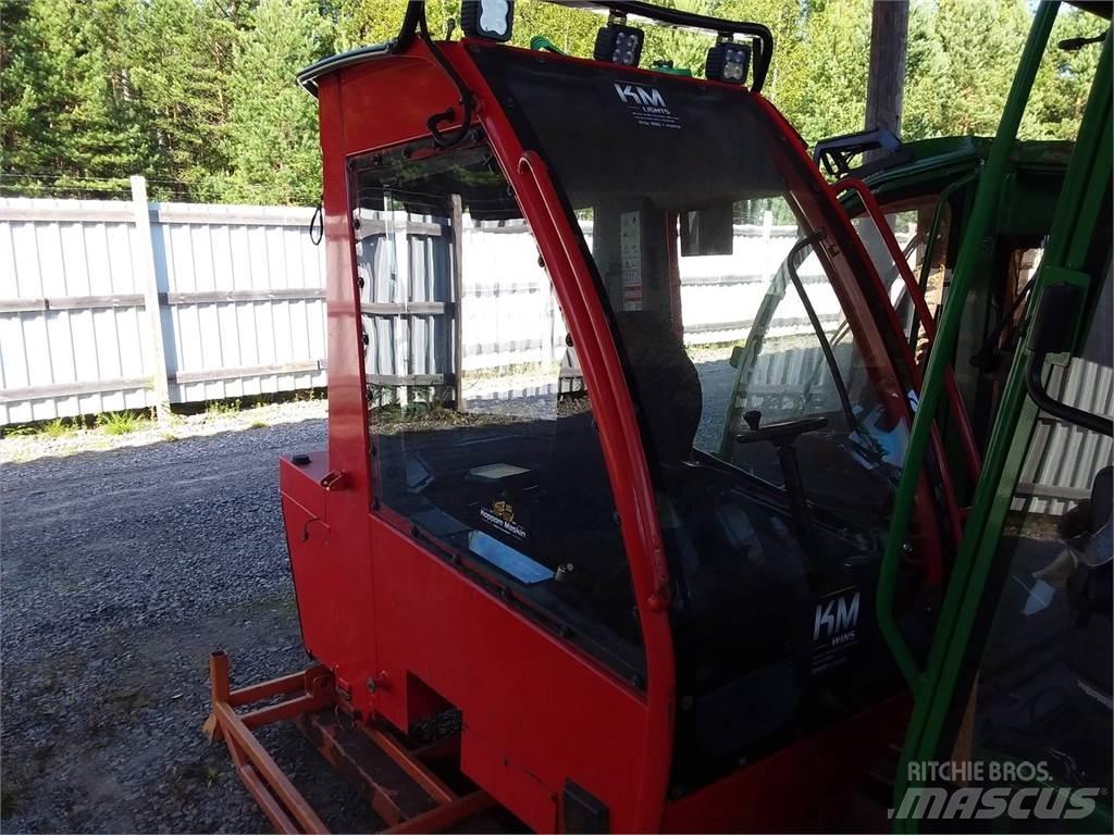 Komatsu 951 Cabines e interior