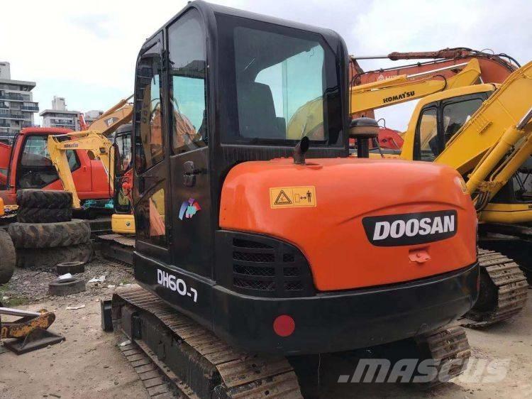 Doosan DX60 Escavadoras de rastos