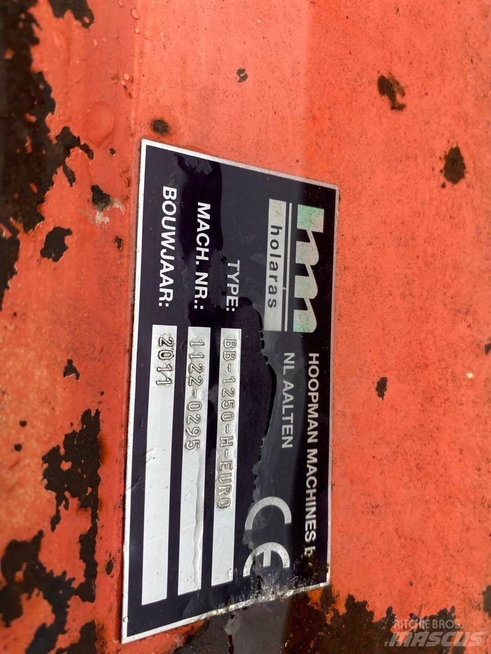 Holaras BB 1250 H Outra maquinaria e acessórios para gado