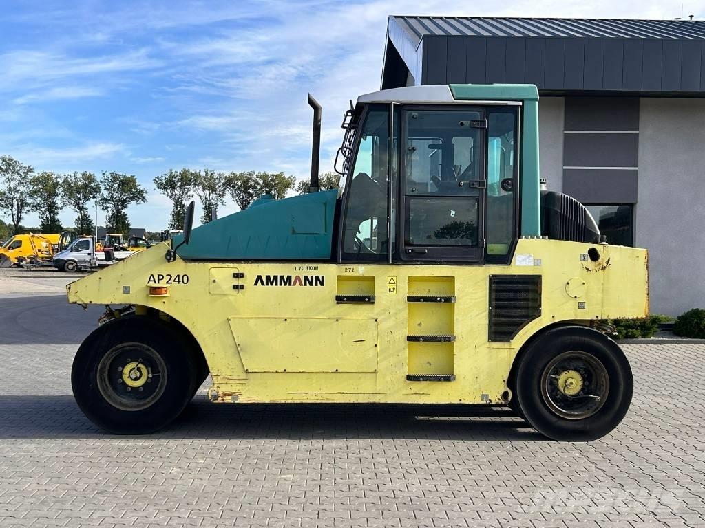 Ammann AP 240 Cilindros Compactadores de pneus