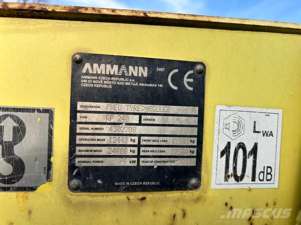 Ammann AP 240 Cilindros Compactadores de pneus