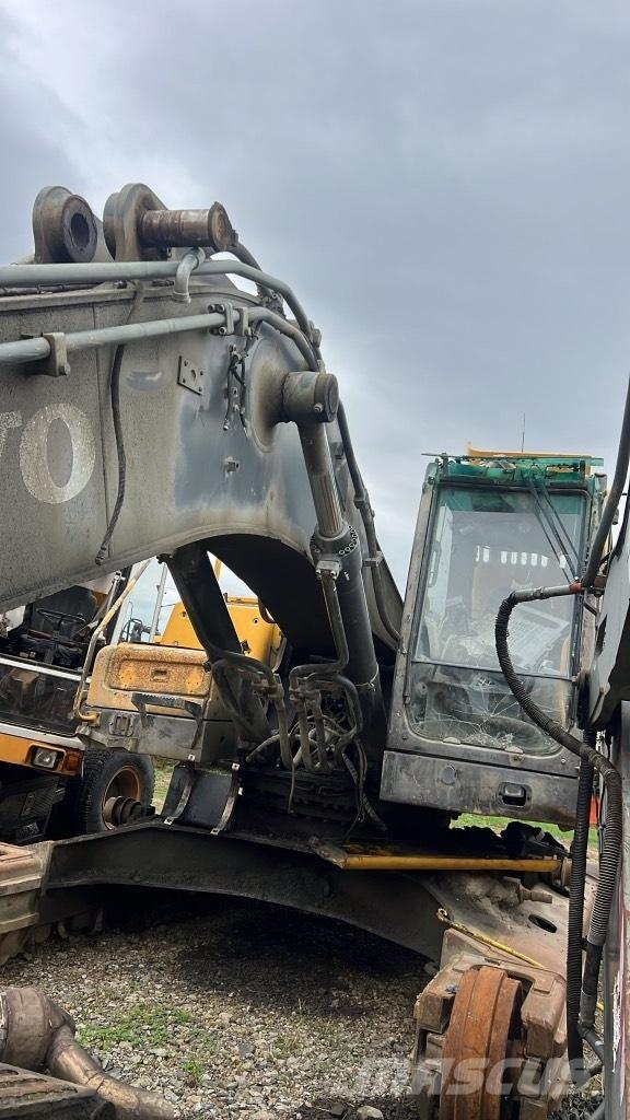Volvo EC 360 L Travőes