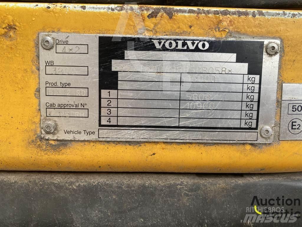 Volvo FL 240 4x2 Camiões basculantes