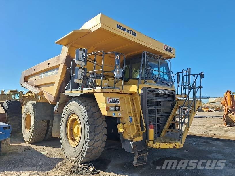 Komatsu HD605-7EO Camiőes dumper basculantes rígidos