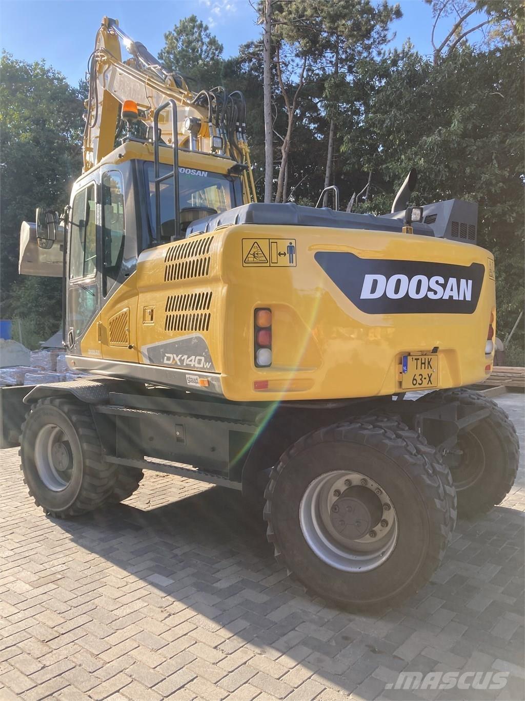 Doosan DX140W-5 Escavadoras de rodas