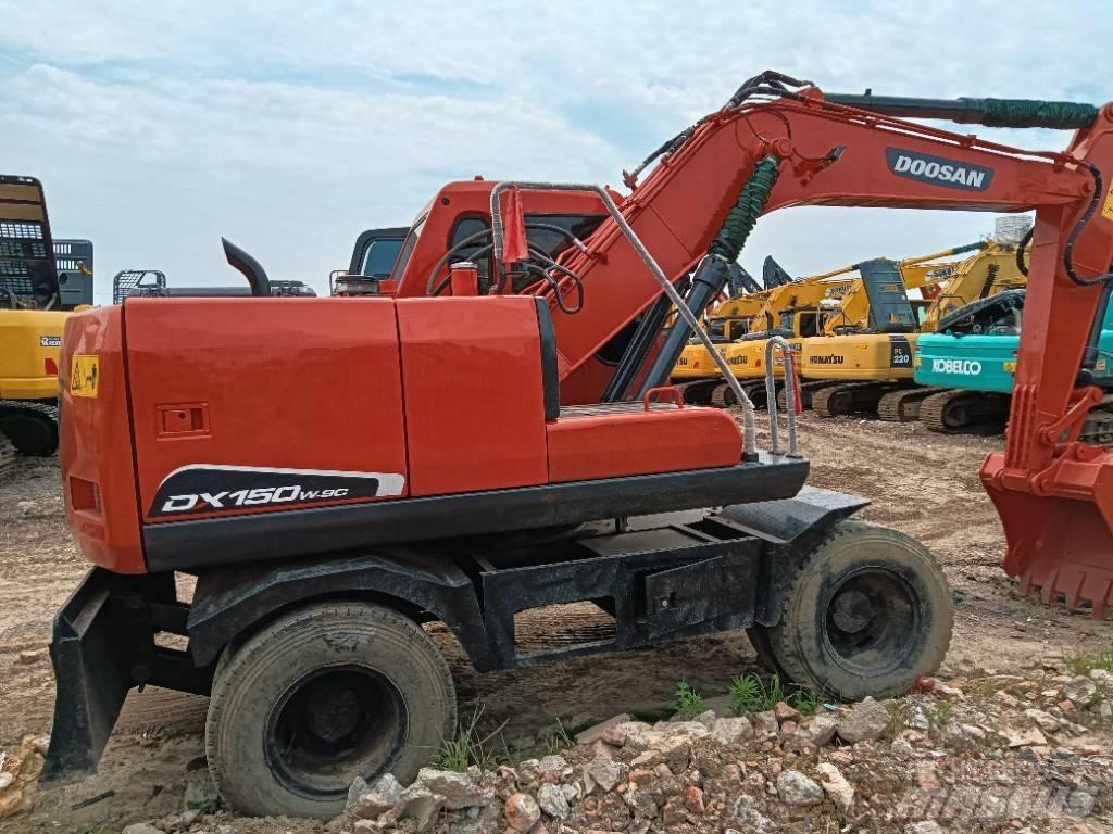 Doosan DH 150 W-7 Escavadoras de rastos