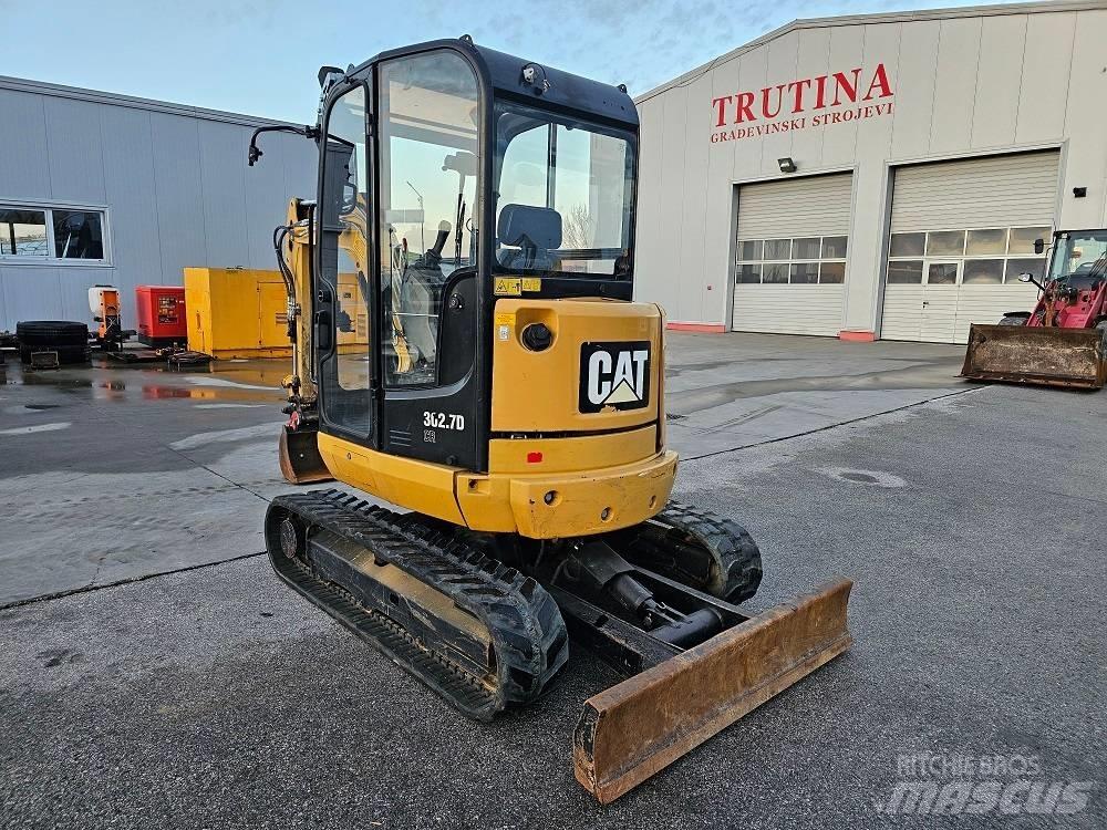 CAT 302.7 D CR Mini Escavadoras <7t