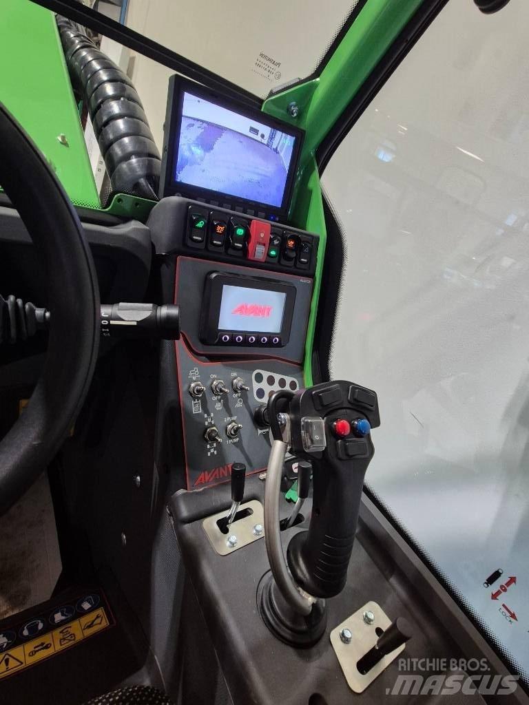 Avant 640 Carregadoras de direcção deslizante