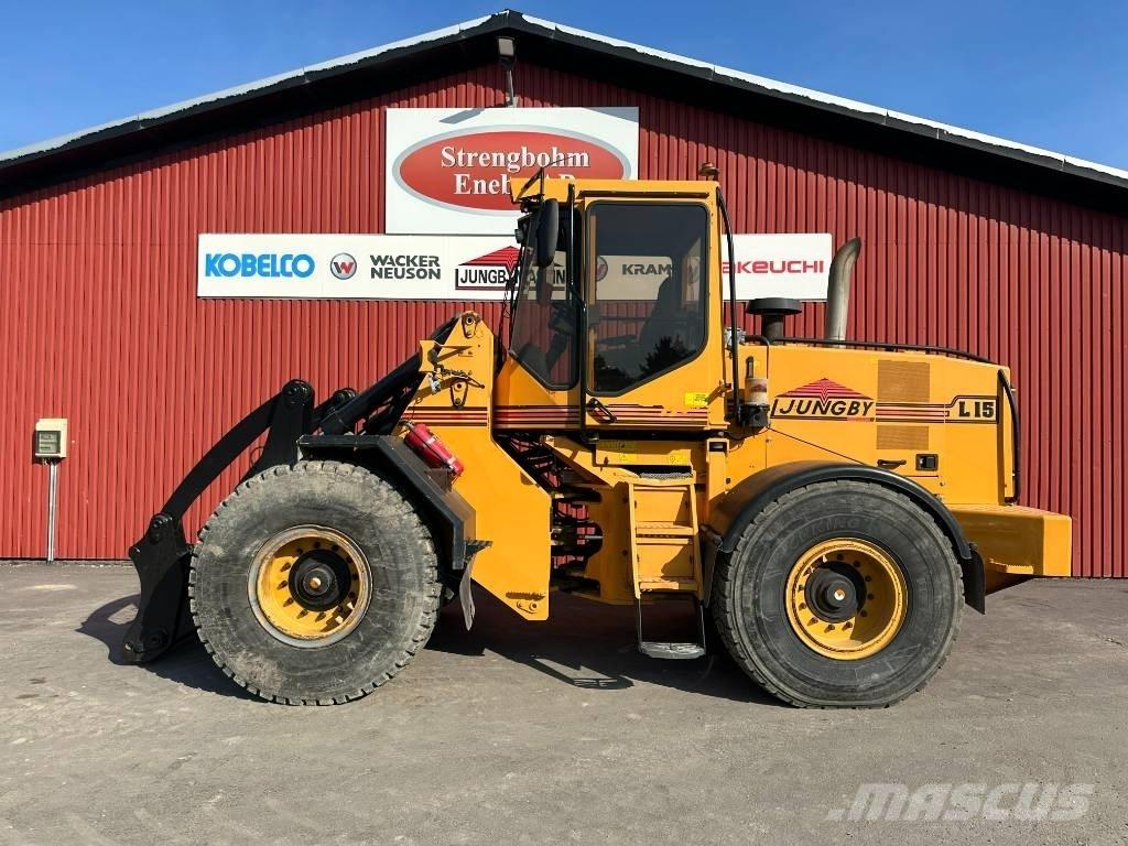 Ljungby L 15 Pás carregadoras de rodas