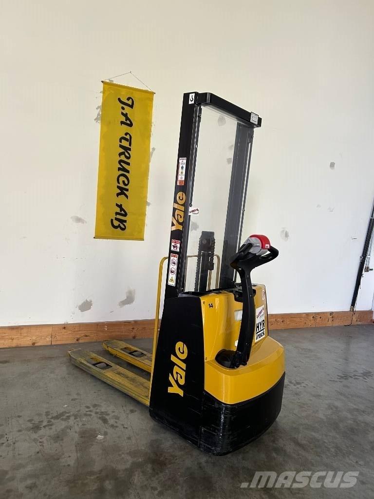 Yale MS 10 E Empilhador para operador externo