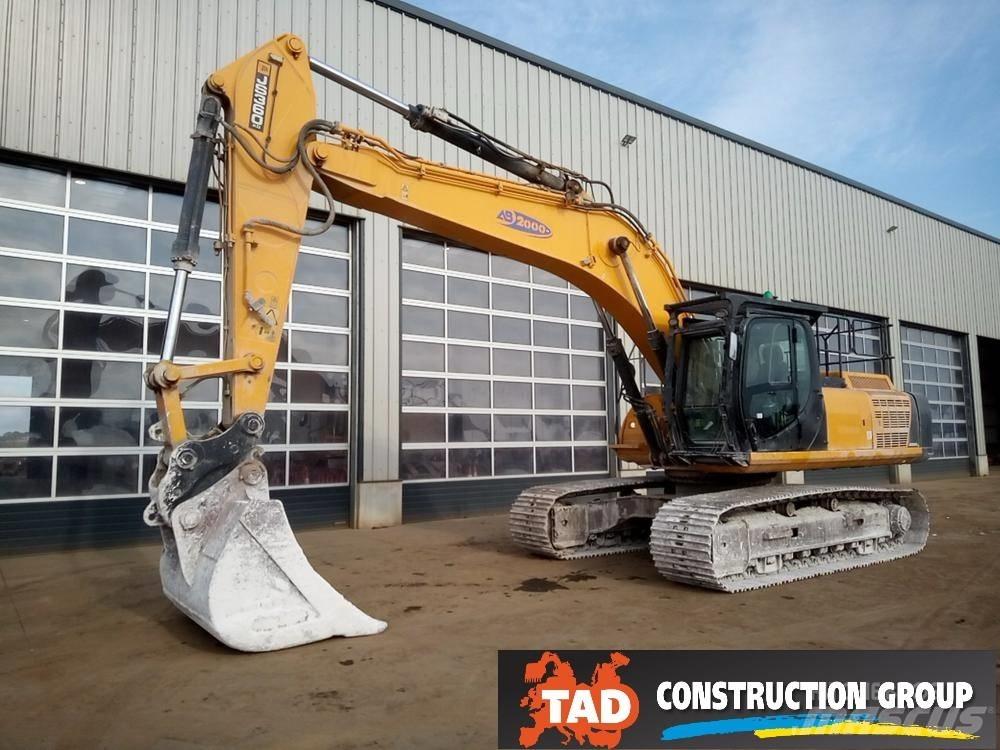 JCB JS 360 LC Escavadoras de rastos