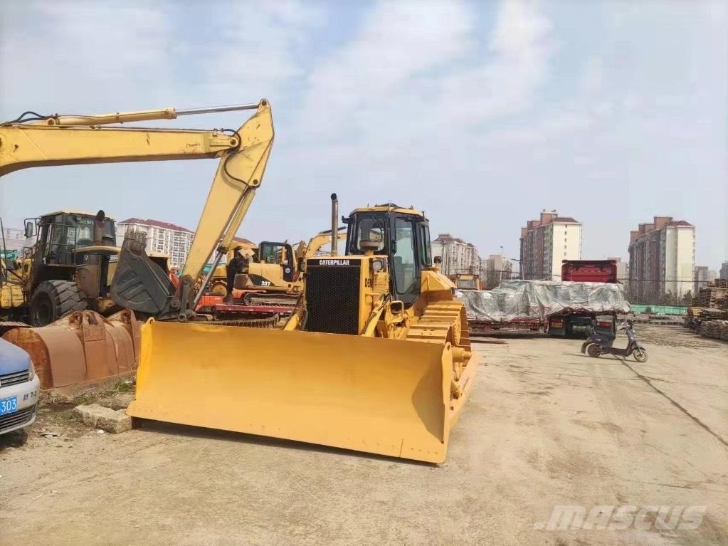 CAT D 6 M Dozers - Tratores rastos