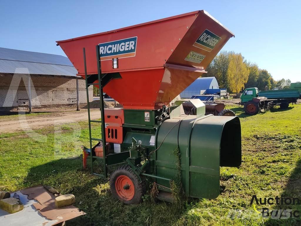 Richiger R6 E Alimentadores de animais