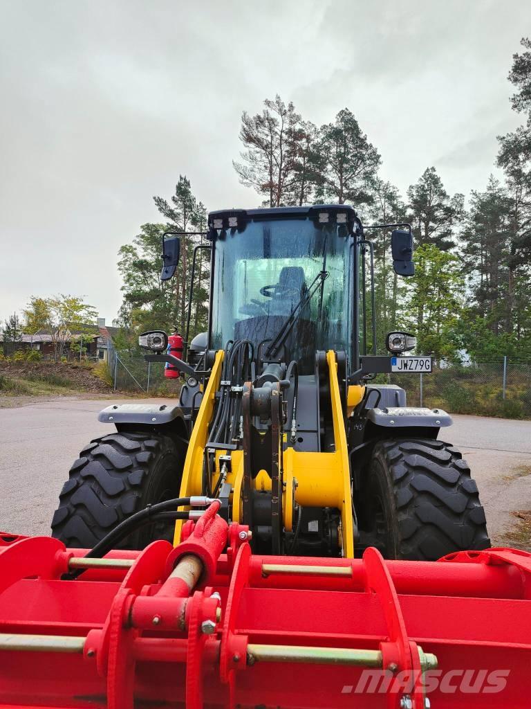 New Holland W 110 D Pás carregadoras de rodas