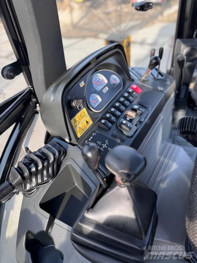 CAT 428 E Retroescavadoras