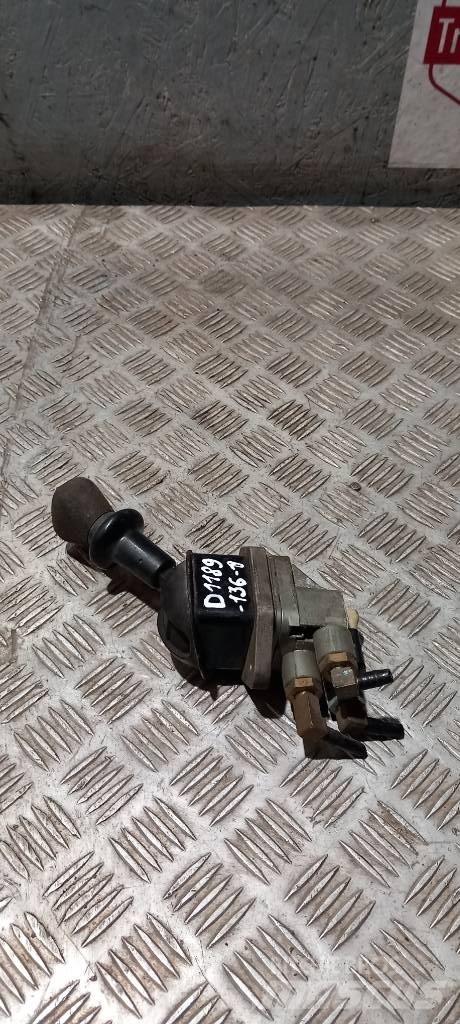 DAF XF 95   9617230360 Cabines e interior