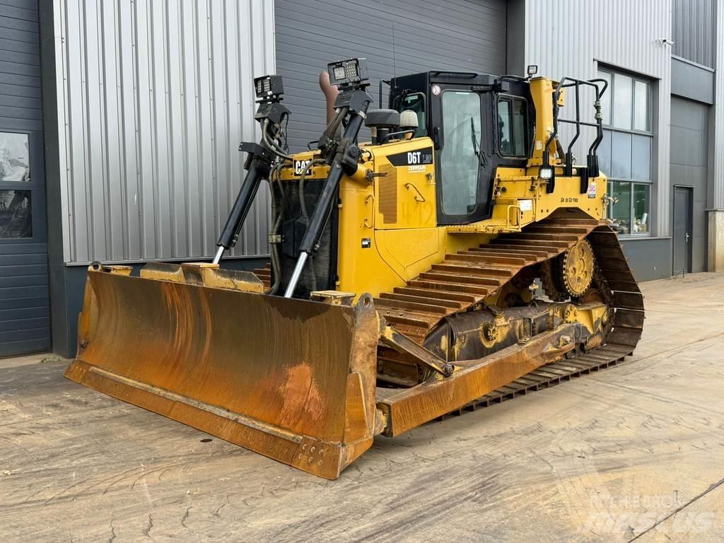 CAT D6T LGP Dozers - Tratores rastos