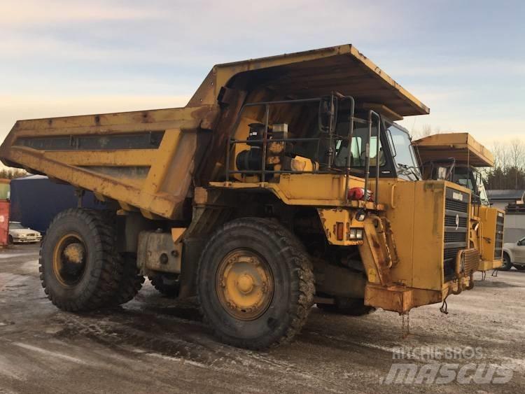 Komatsu HD405-6 Camiőes dumper basculantes rígidos