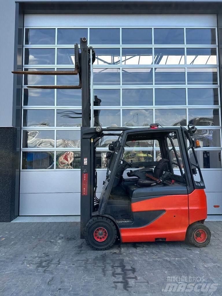 Linde E25P/600HL Empilhadores eléctricos