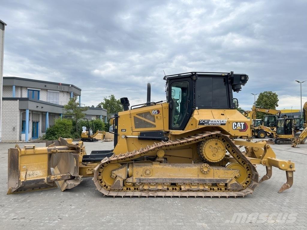 CAT D 5 LGP Dozers - Tratores rastos