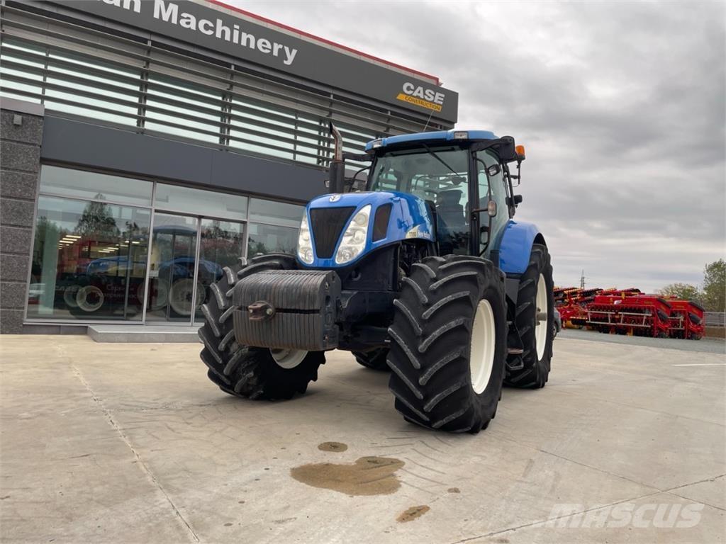 New Holland T7050 Tratores Agrícolas usados