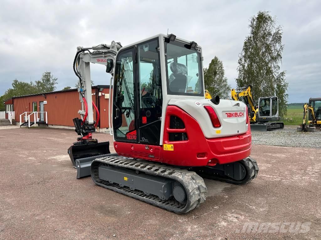 Takeuchi TB370 Escavadoras Midi 7t - 12t