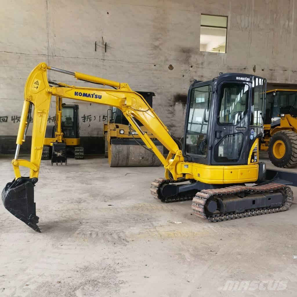 Komatsu PC 30 Mini Escavadoras <7t