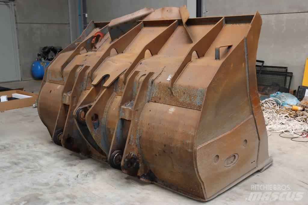 Komatsu WA470 Baldes