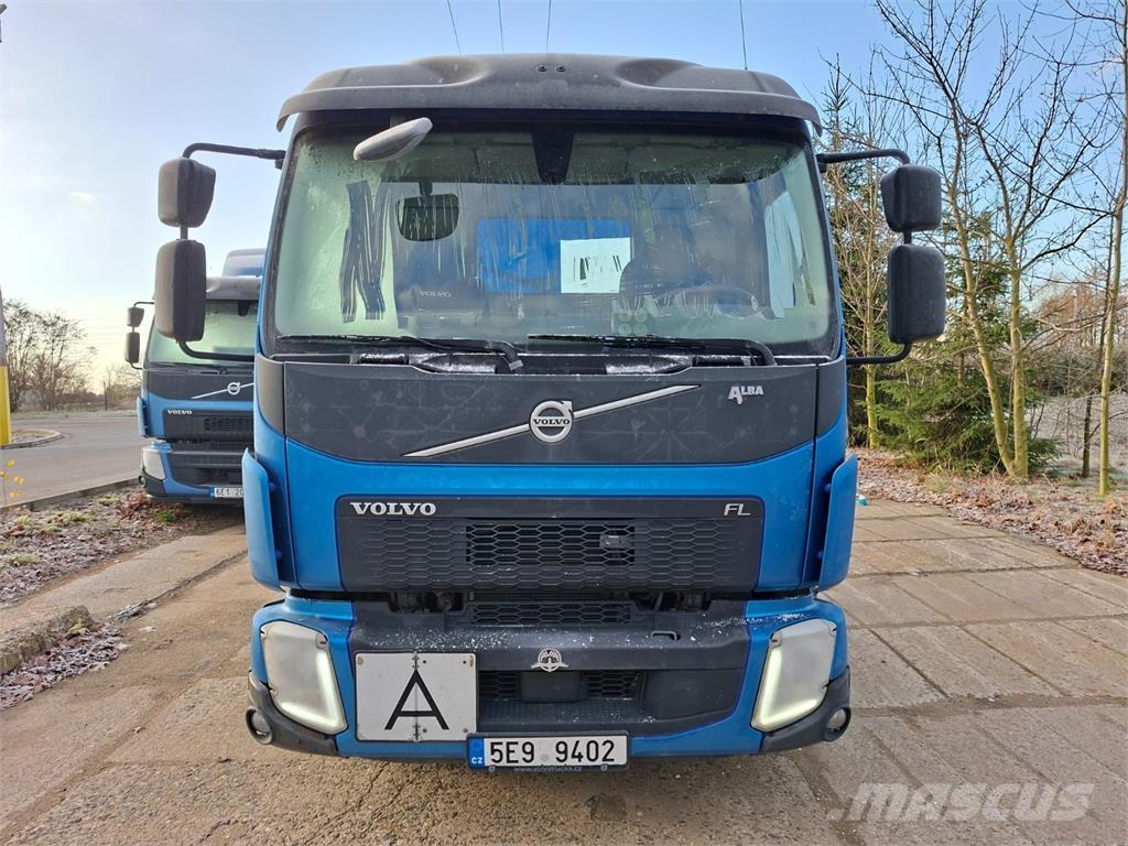 Volvo FL 250 Camiões de chassis e cabine