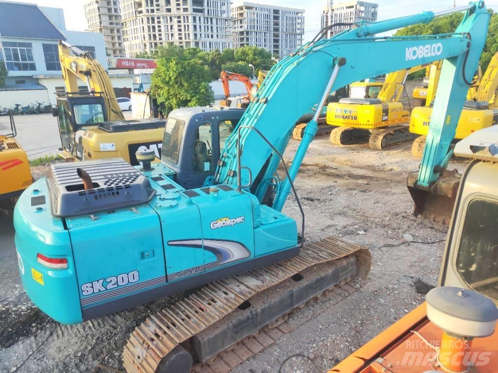 Kobelco SK 200-8 Escavadoras de rastos