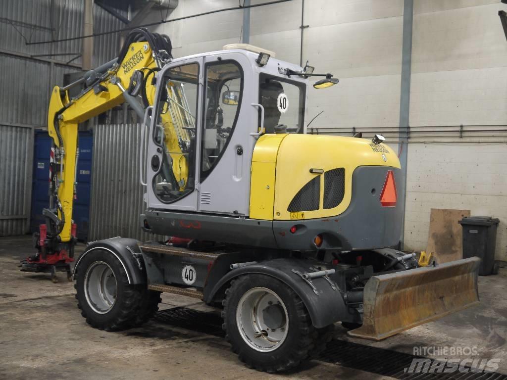 Wacker Neuson EW 100 Escavadoras de rodas