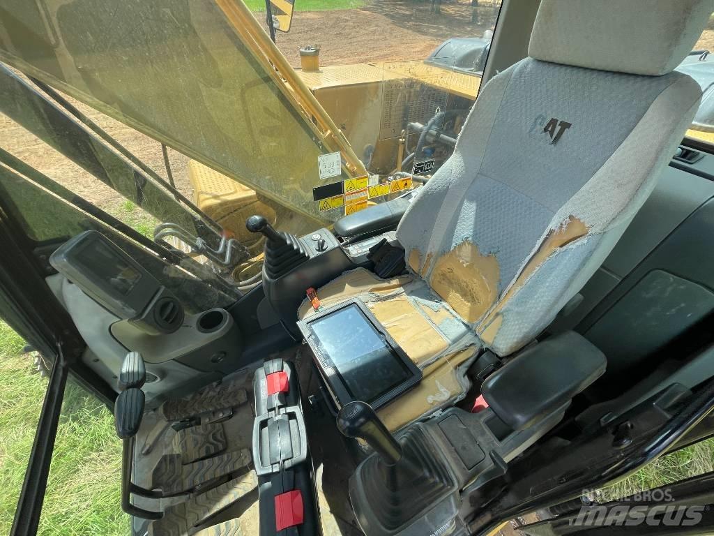 CAT 320 D L Escavadoras de rastos