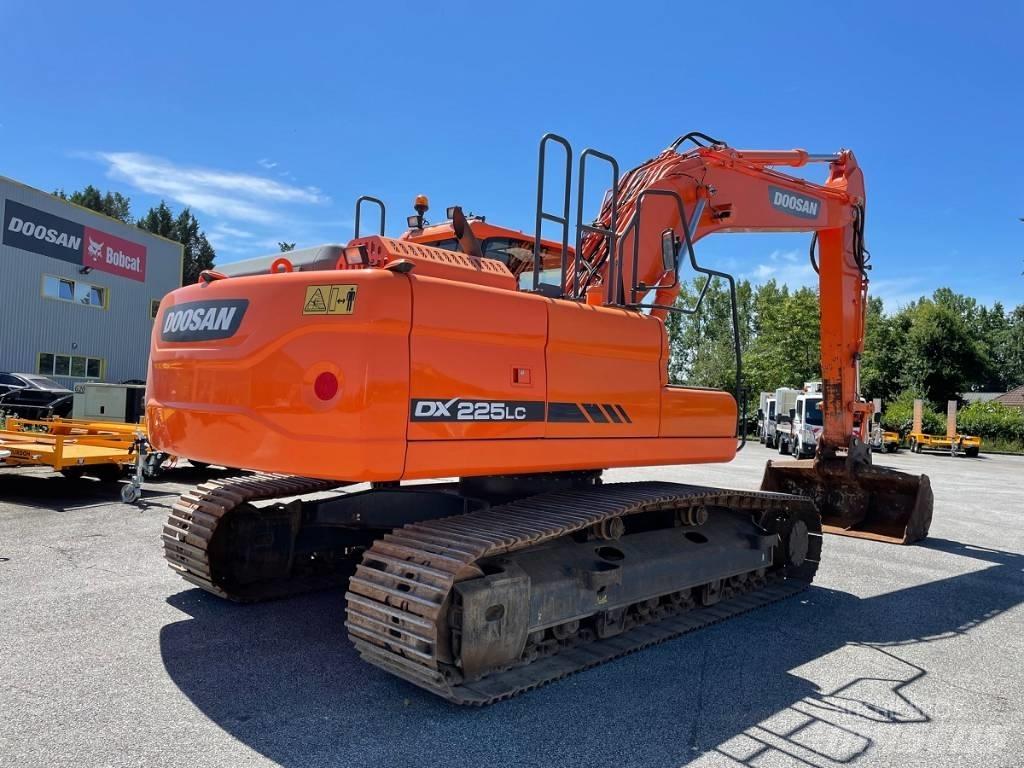 Doosan DX 225 LC-3 Escavadoras de rastos