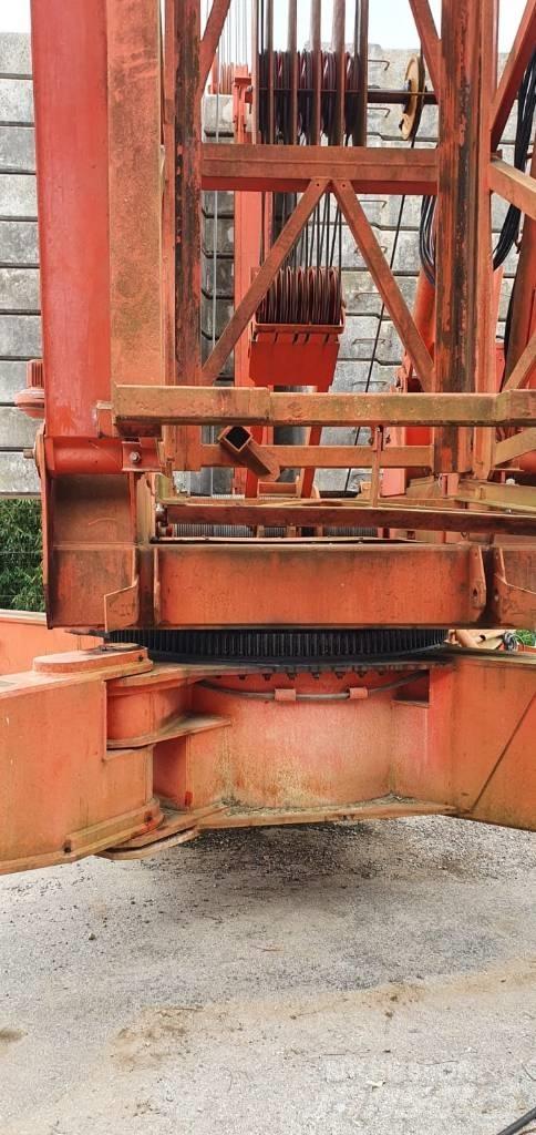Potain GTMR 386 B Auto-gruas
