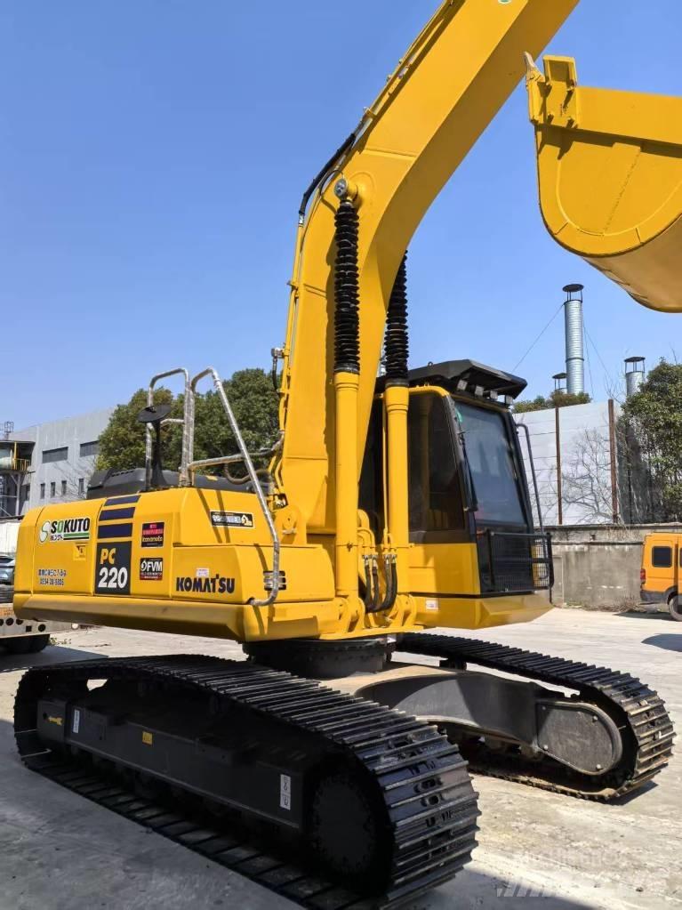 Komatsu PC 220-8 Escavadoras de rastos