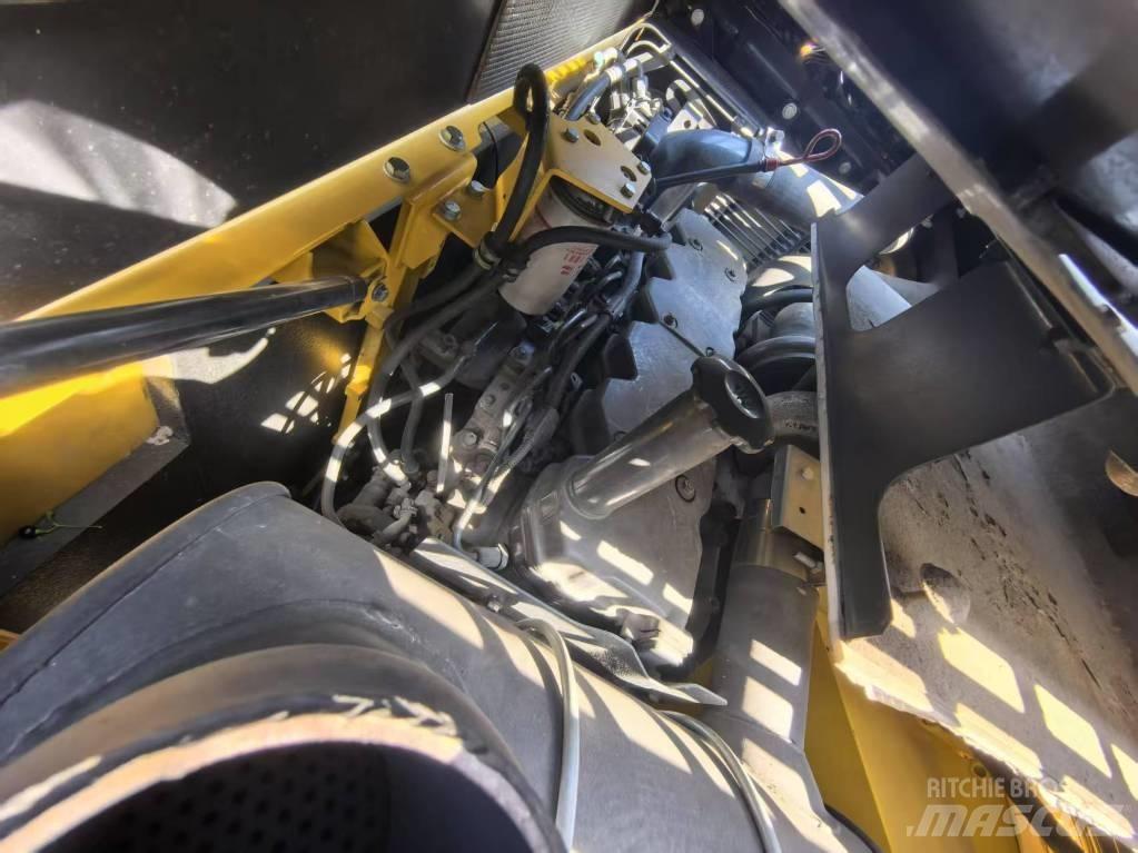 Komatsu PC 220-8 Escavadoras de rastos