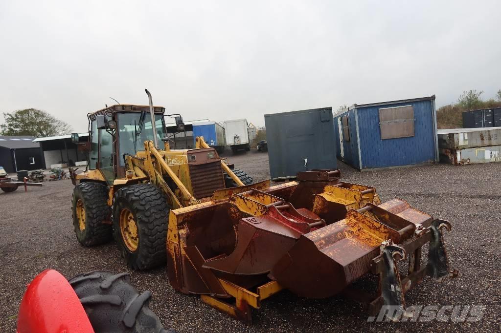 Hydrema 906 Retroescavadoras