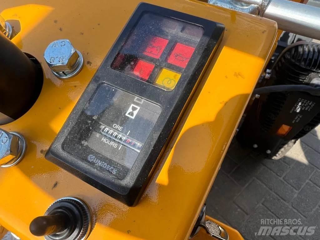 Knikmops KM85 Pás carregadoras de rodas