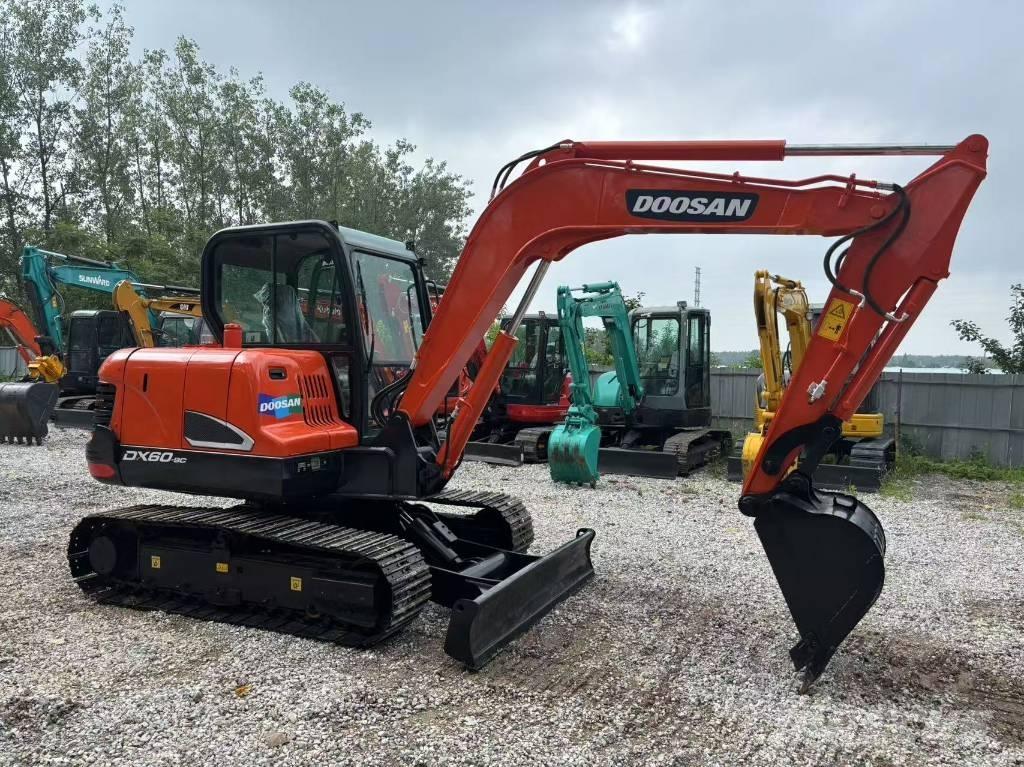 Doosan DX 60 Mini Escavadoras <7t