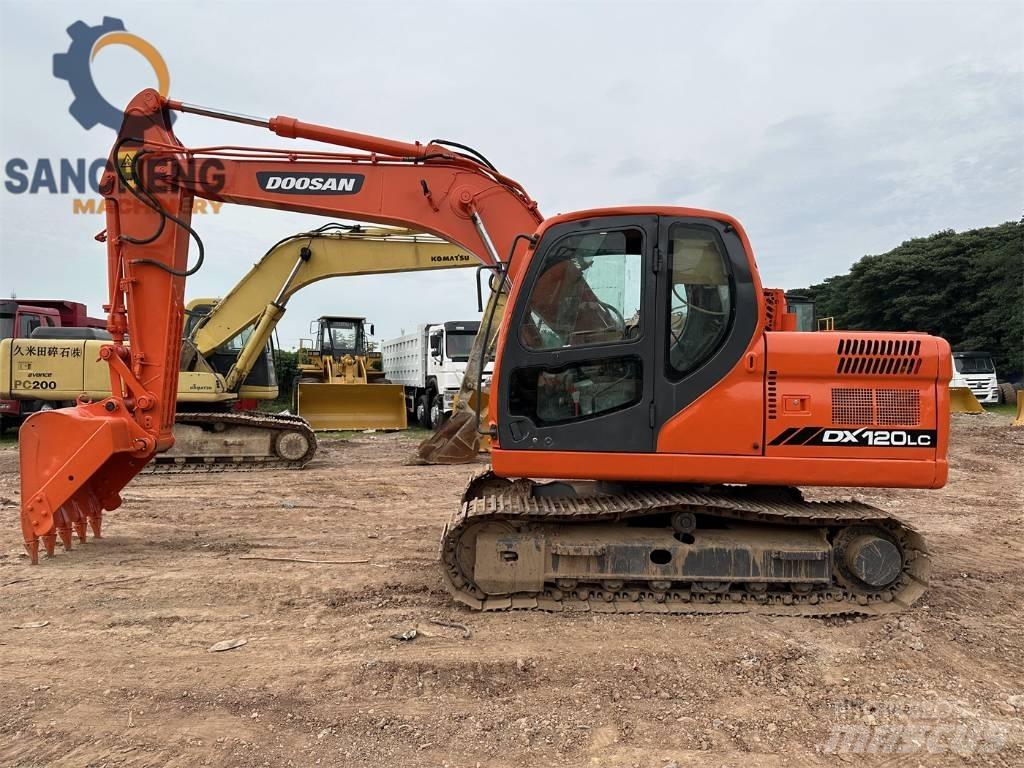 Doosan DX 120 Escavadoras de rastos