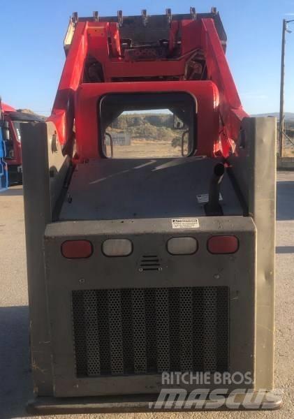 Gehl 4240 Carregadoras de direcção deslizante