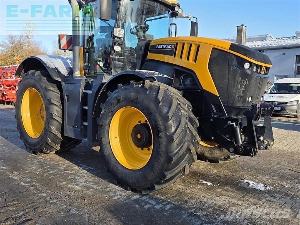 JCB fastrac 8330 Tratores Agrícolas usados