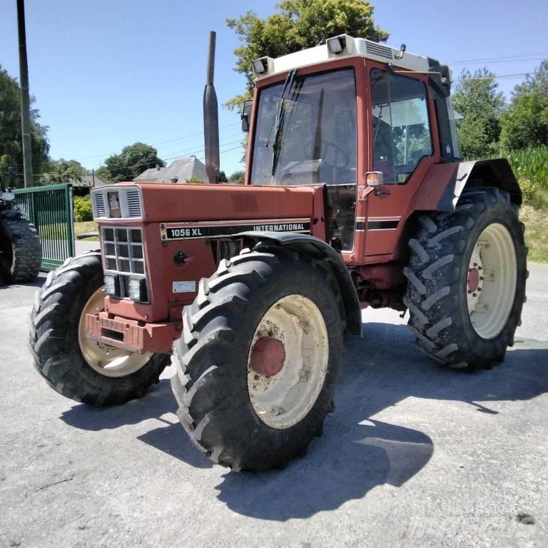 Case IH 1056 XL Tratores Agrícolas usados