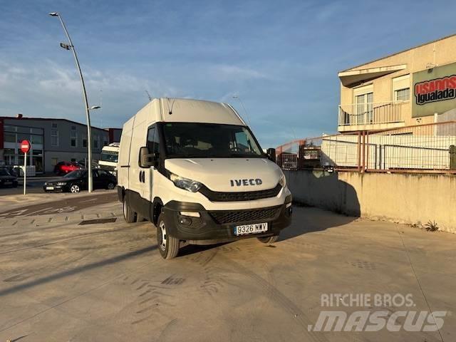 Iveco 35C 12 Carrinhas de caixa fechada