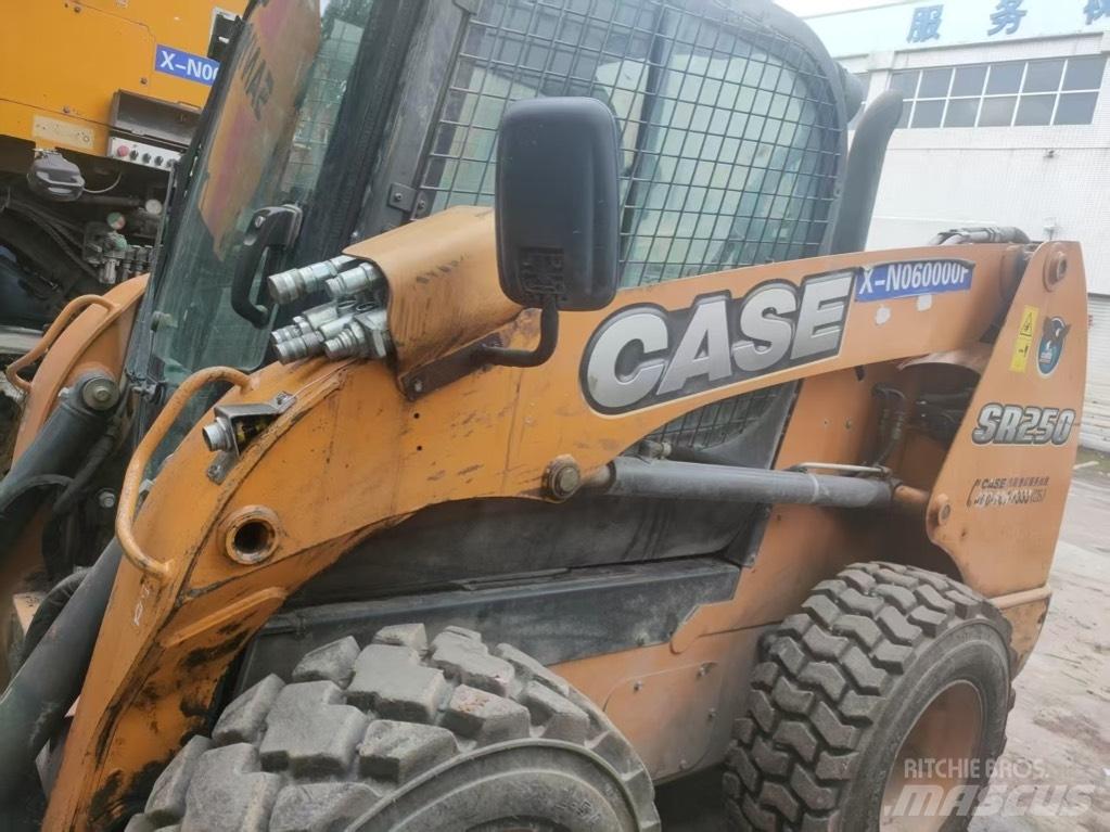 CASE SR 250 Carregadoras de direcção deslizante