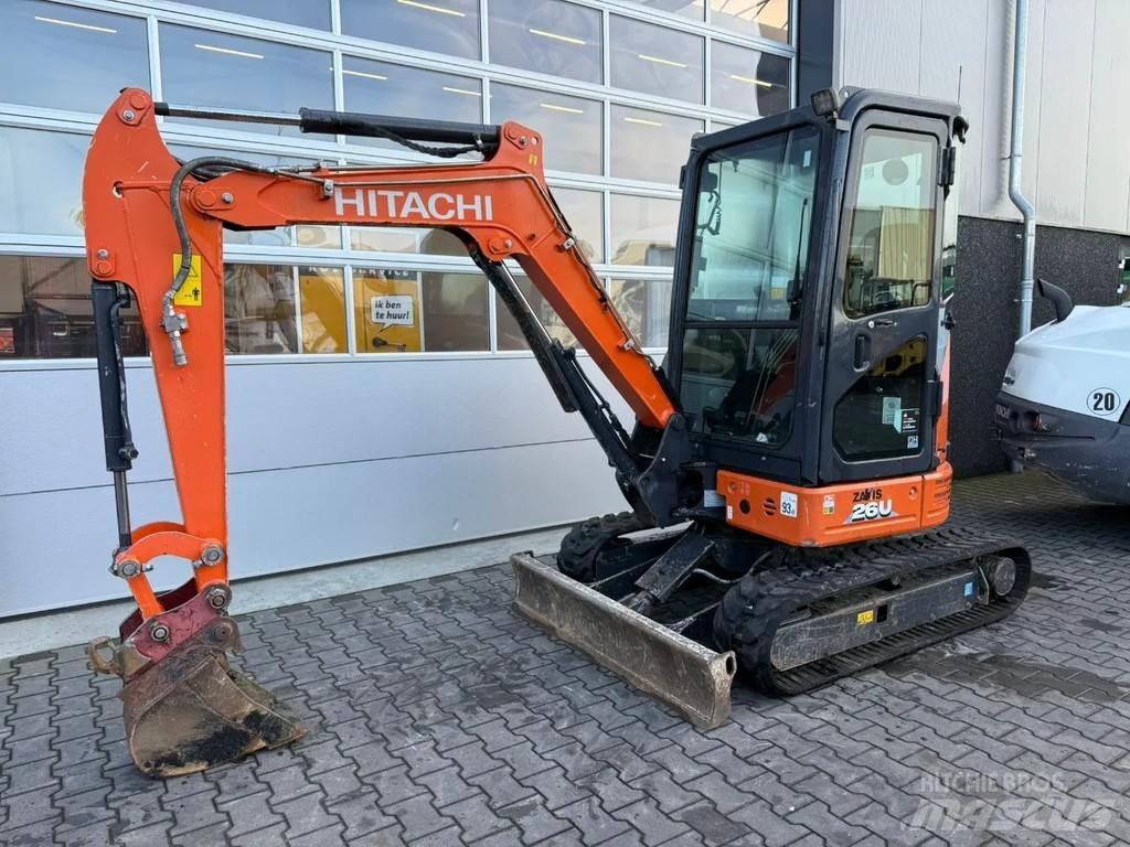 Hitachi ZX26U-6 CR Mini Escavadoras <7t