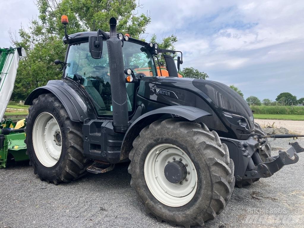 Valtra T 154 V Tratores Agrícolas usados