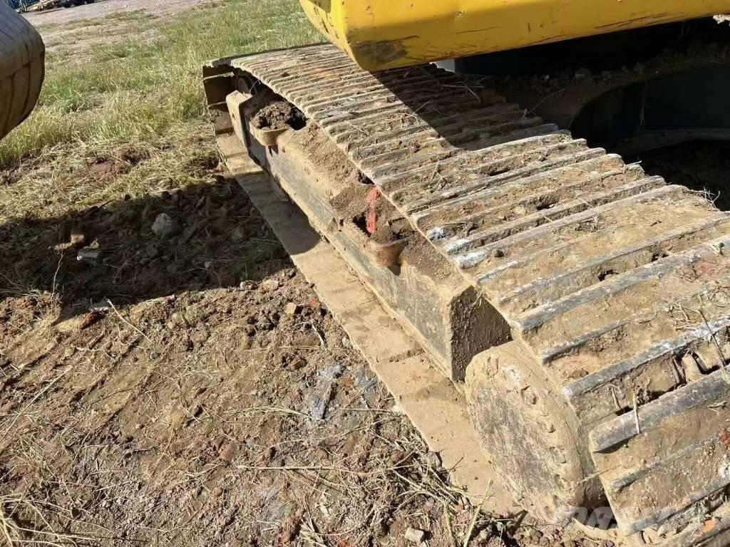 Komatsu PC 200 Escavadoras de rastos