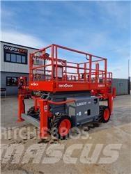 SkyJack SJ 6832 RT Elevadores de tesoura